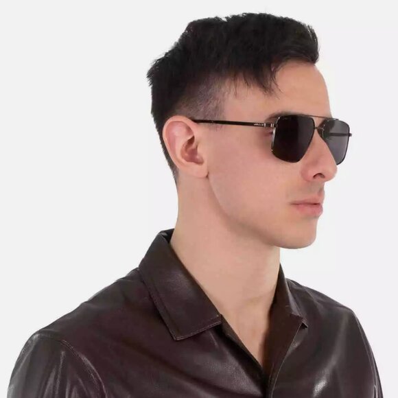 Gucci Grey Pilot Men's Sunglasses - Picture 3 of 4